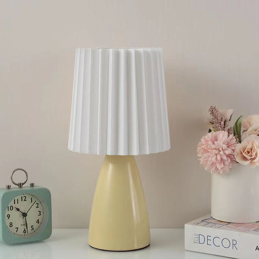 Classic Korean Style Ceramic Pleated Table Lamp